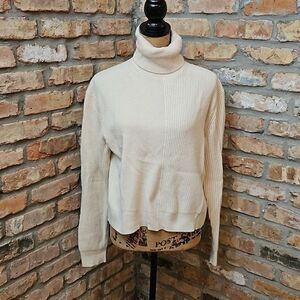 Theory Cream Cashmere Turtleneck cropped sweater size Large
